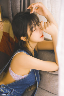 春色无边女儿国